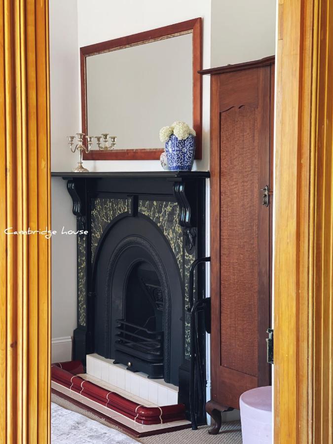 Bed and Breakfast Cambridge House Breakfast & Bed Geeveston Экстерьер фото